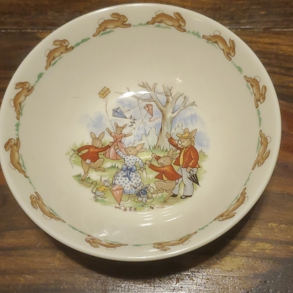𝅺royal Doulton Bunnykins Golden Jubilee Bowl